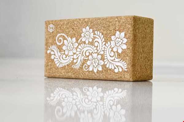 Hoe je yoga practice verandert met slimme props